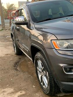 جیپ گراند شیرۆکی